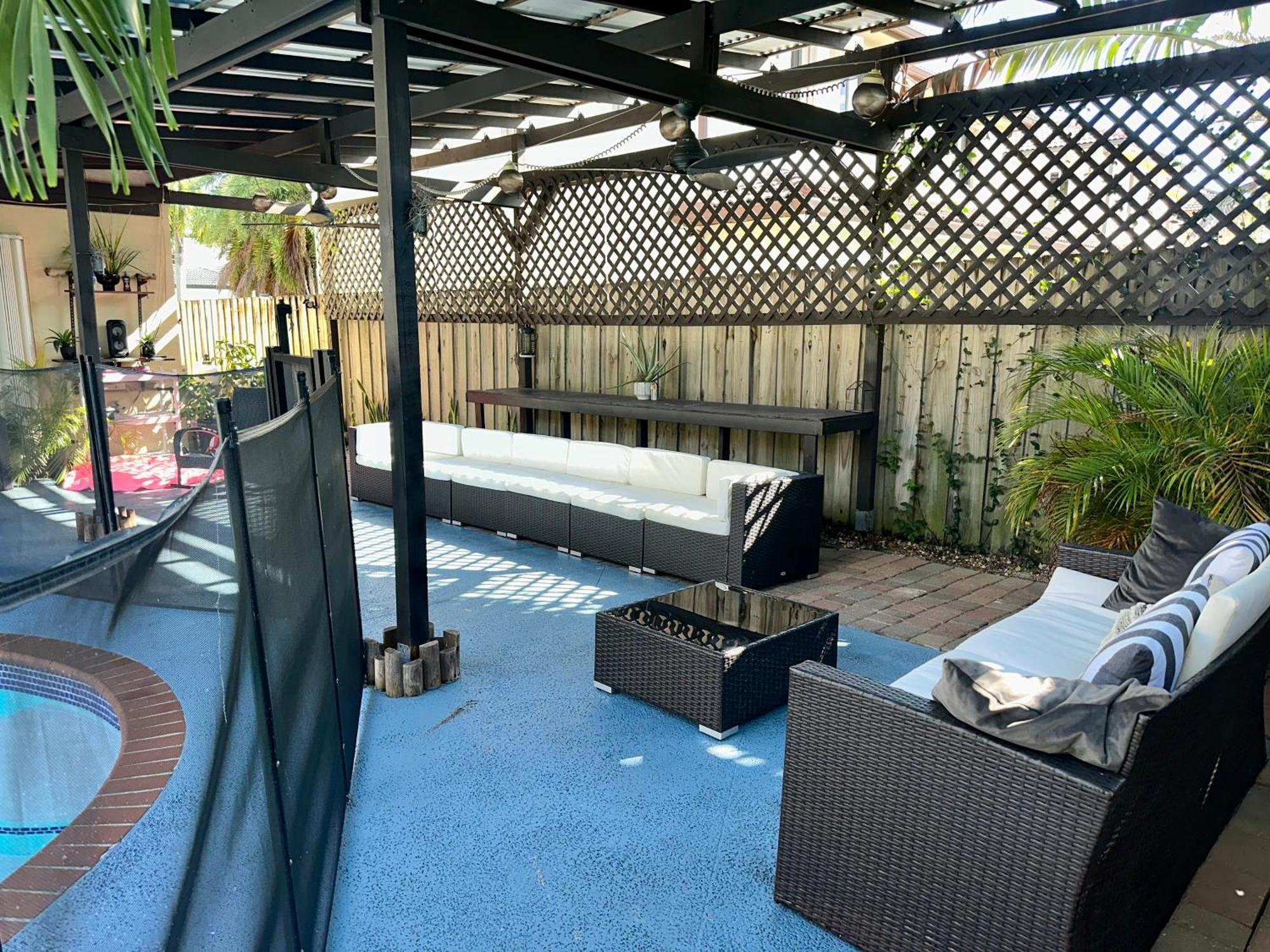 Big Beautiful House With Heated Pool Villa Miami Exterior photo